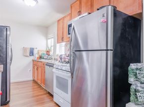77 Wallis Ave, Jersey City NJ 07306