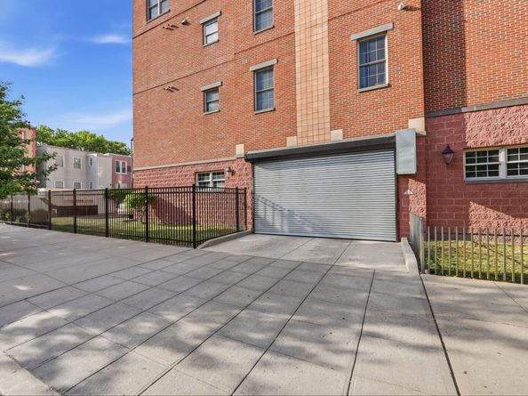 1209 Summit Ave 407, Jersey City NJ 07307