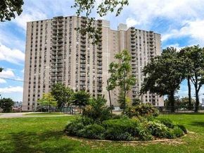 100 Manhattan Ave 413, Union City NJ 07087