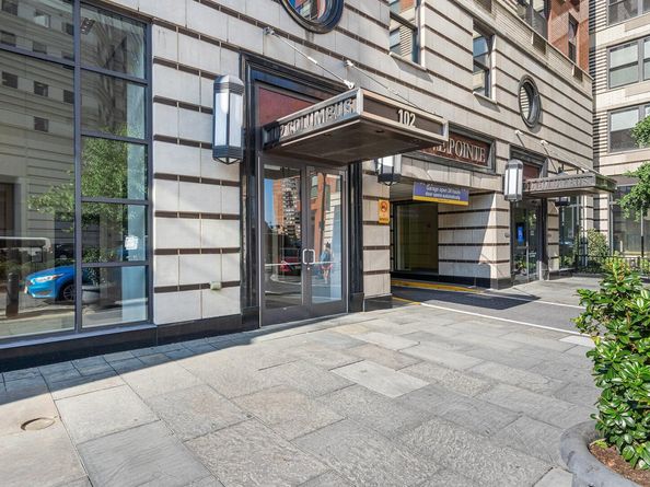 102 Christopher Columbus Dr 202, Jersey City NJ 07302