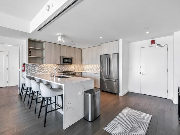 800 Avenue At Port Imperial 703, Weehawken NJ 07086