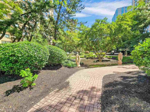 45 River Dr South 702, Jersey City NJ 07310