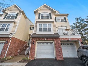 4 Boatworks Dr, Bayonne NJ 07002