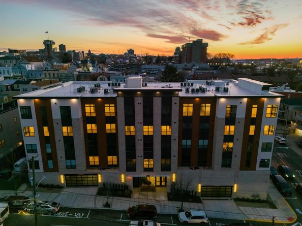 649 38th St P508, Union City NJ 07087