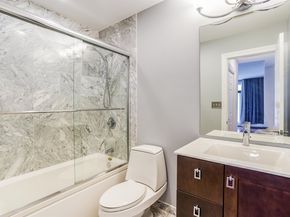 207 Shearwater Ct West 31, Jersey City NJ 07305