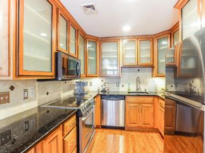 207 Shearwater Ct West 31, Jersey City NJ 07305