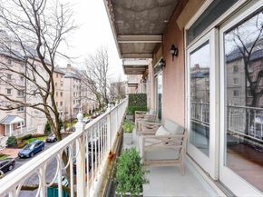 207 Shearwater Ct West 31, Jersey City NJ 07305