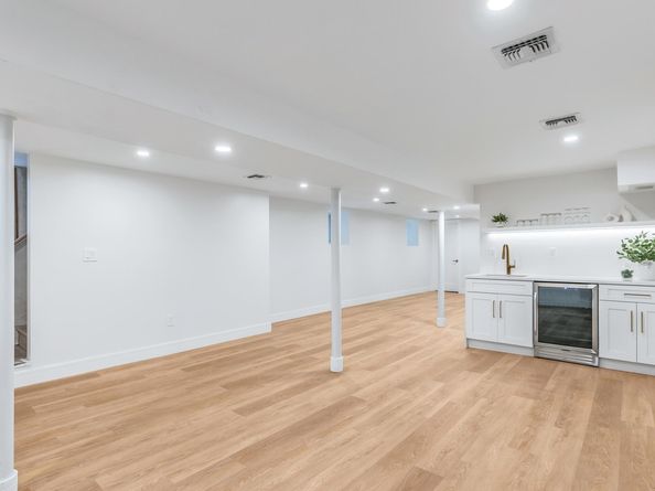 3 Bonn Pl 1, Weehawken NJ 07086