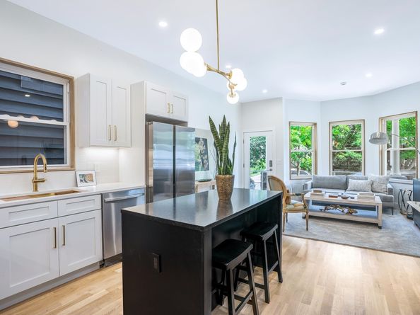 3 Bonn Pl 1, Weehawken NJ 07086