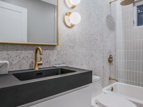 3 Bonn Pl 1, Weehawken NJ 07086