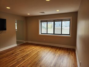 86 West 33rd St 207, Bayonne NJ 07002