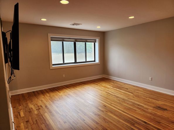 86 West 33rd St 207, Bayonne NJ 07002