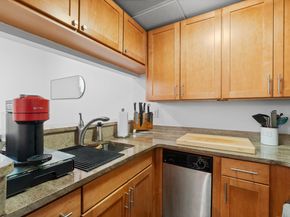 187 Wayne St 207C, Jersey City NJ 07302