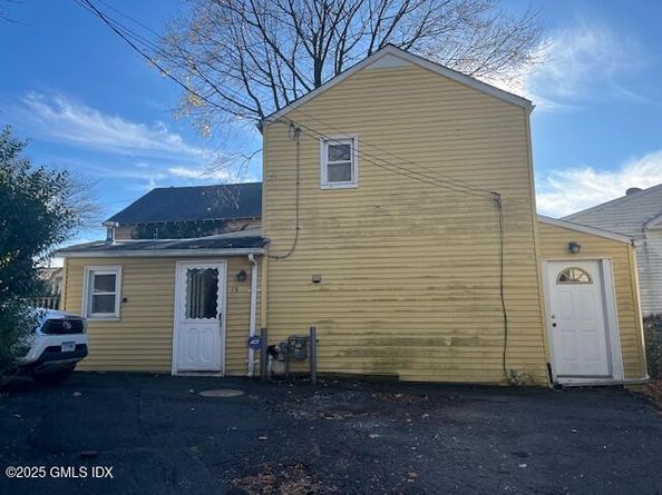 15 Henry Street, Greenwich CT 06830