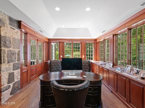 31 Sawmill Lane, Greenwich CT 06830