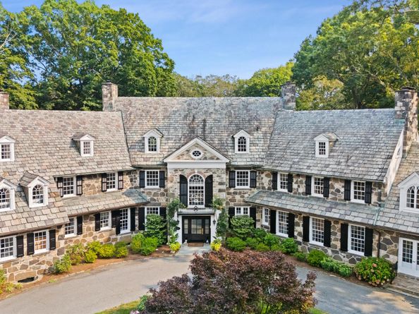 31 Sawmill Lane, Greenwich CT 06830