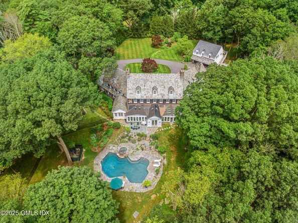31 Sawmill Lane, Greenwich CT 06830