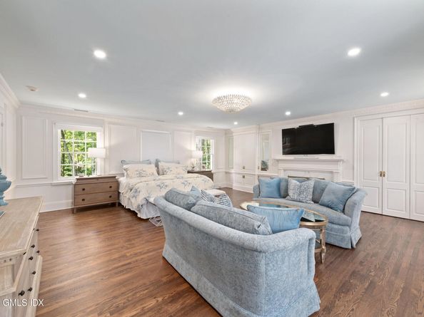 31 Sawmill Lane, Greenwich CT 06830