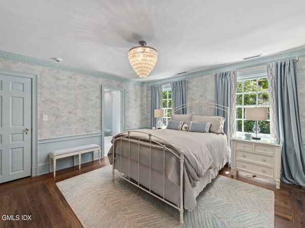 31 Sawmill Lane, Greenwich CT 06830