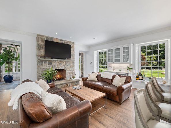 31 Sawmill Lane, Greenwich CT 06830