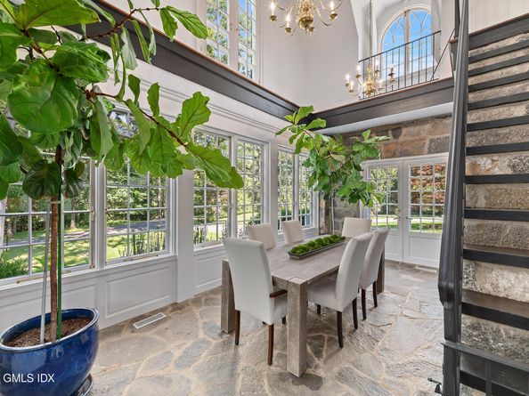 31 Sawmill Lane, Greenwich CT 06830