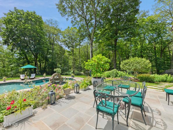 31 Sawmill Lane, Greenwich CT 06830