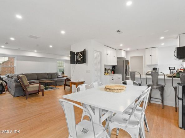 Undisclosed Address #123778, Stamford CT 06906