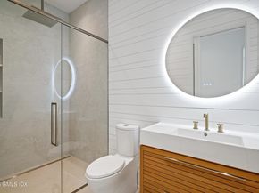 25 Dialstone Lane, Riverside CT 06878