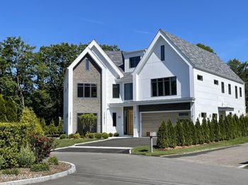 25 Dialstone Lane