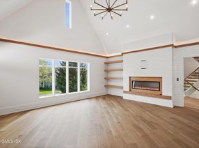 25 Dialstone Lane, Riverside CT 06878