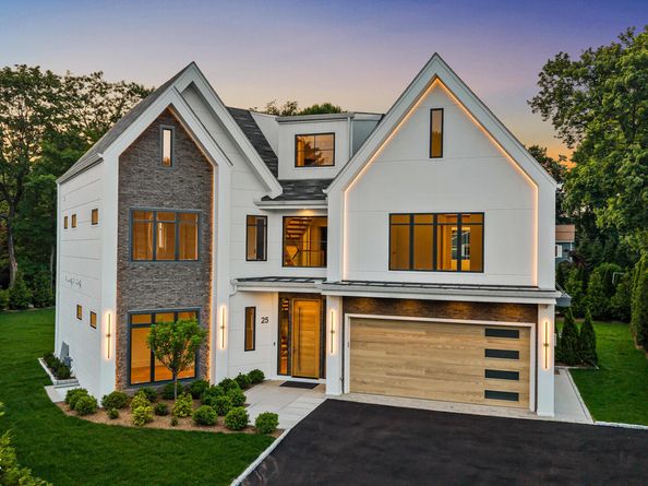 25 Dialstone Lane, Riverside CT 06878