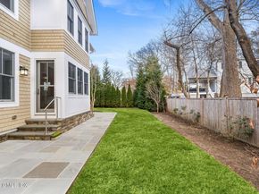11 Valleywood Road, Cos Cob CT 06807