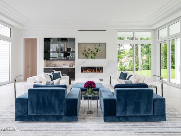 8 Fox Run Lane, Greenwich CT 06831