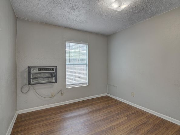 4605 Galesburg Street, Houston TX 77051