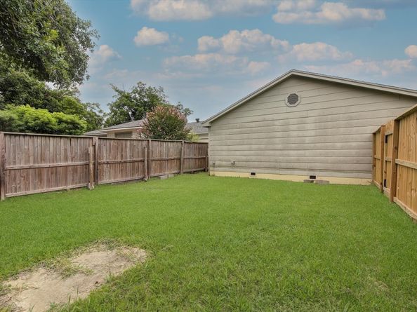 4605 Galesburg Street, Houston TX 77051