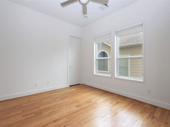 5711 Kansas, Houston TX 77007