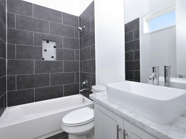 5711 Kansas, Houston TX 77007