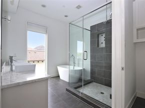 5711 Kansas, Houston TX 77007