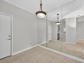 9850 Pagewood Lane 301, Houston TX 77042