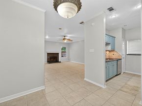 9850 Pagewood Lane 301, Houston TX 77042