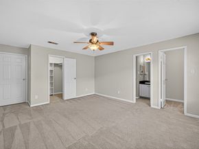 9850 Pagewood Lane 301, Houston TX 77042