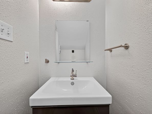 9850 Pagewood Lane 301, Houston TX 77042