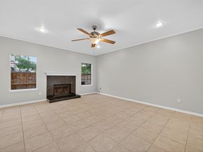 9850 Pagewood Lane 301, Houston TX 77042