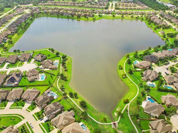 12327 Northpointe Ridge Lane, Tomball TX 77377