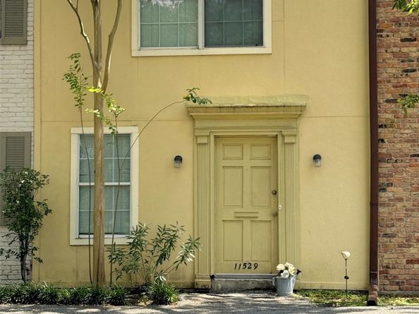 11529 Chimney Rock Road, Houston TX 77035