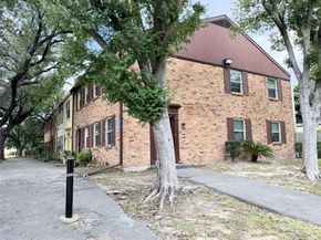 11529 Chimney Rock Road, Houston TX 77035