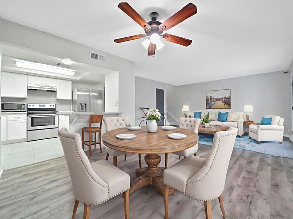 2202 Shadowdale Drive, Houston TX 77043