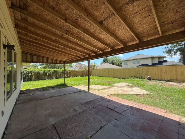 6202 Verde Valley Drive, Houston TX 77396