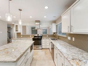 4 Hickory Oak Drive, Spring TX 77381
