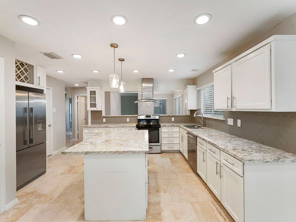 4 Hickory Oak Drive, Spring TX 77381